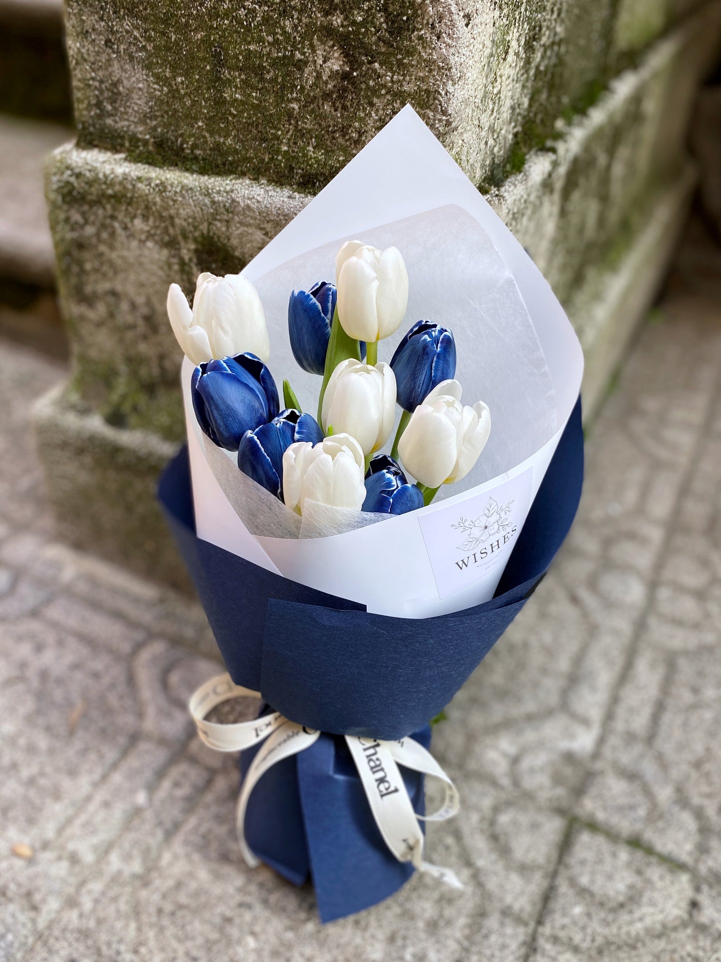 Small Fresh Tulips Bouquet - Blue White