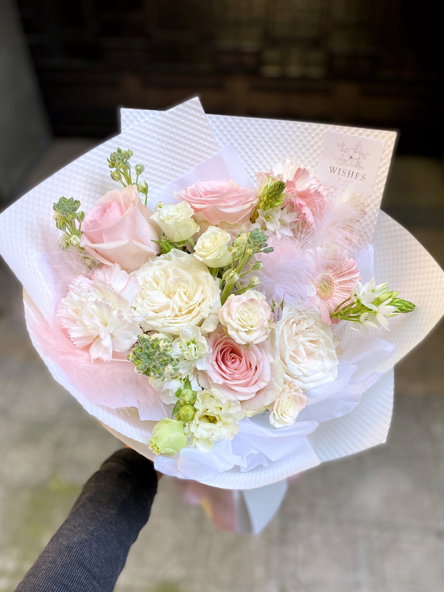 Medium Fresh Flower Bouquet - Mixed White Pink