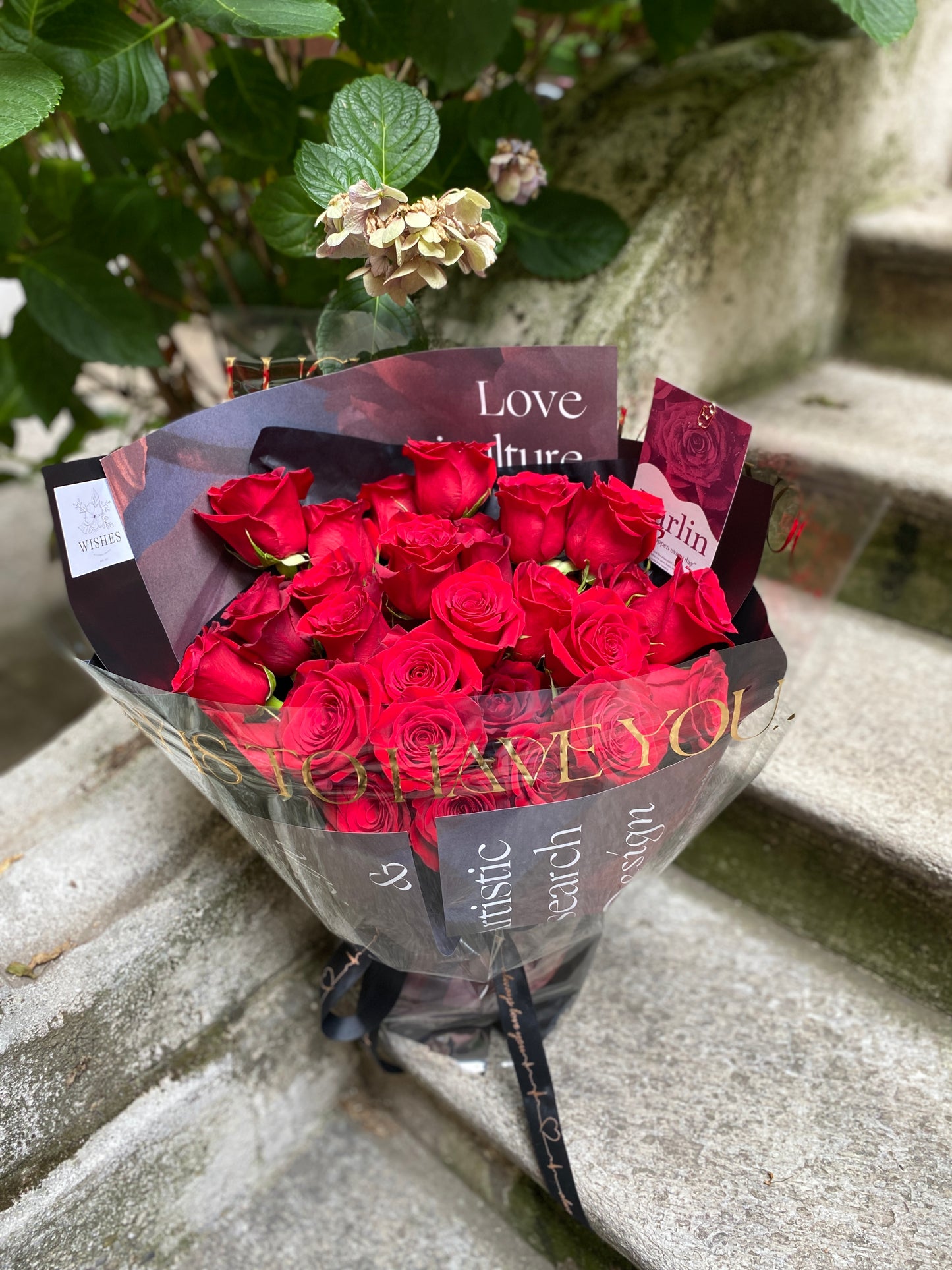 Large Fresh Red Roses Bouquet