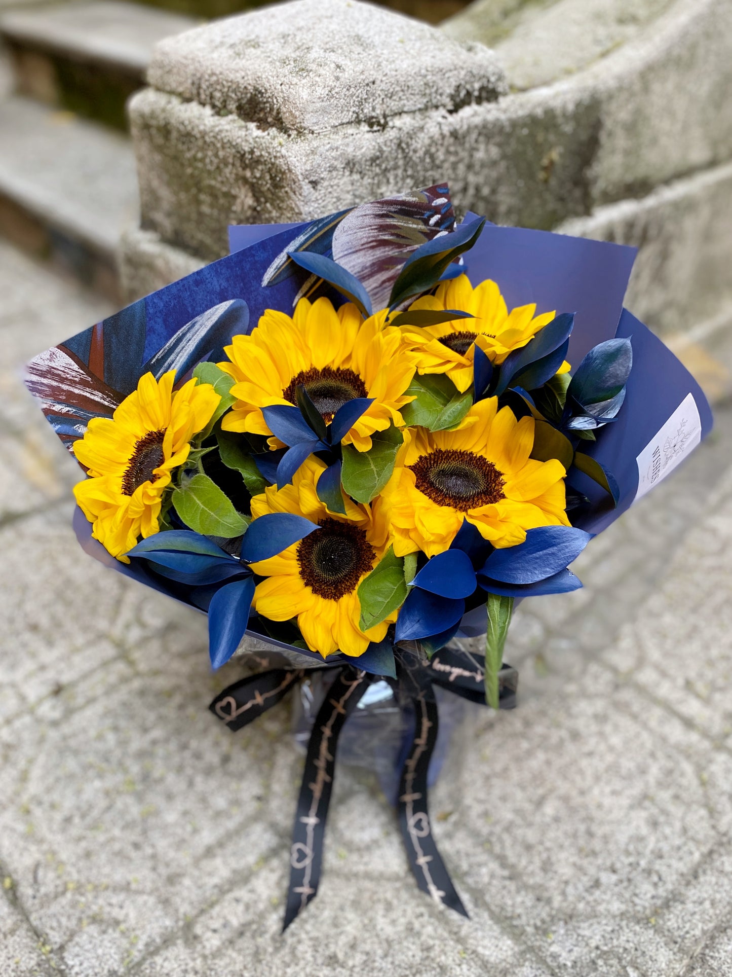 Fresh Flower Bouquet - Sunflower (Blue)
